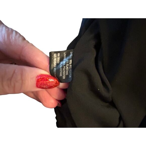 Alex Marie Off-Shoulder Black Formal Gown- Size 6 - Picture 6 of 15